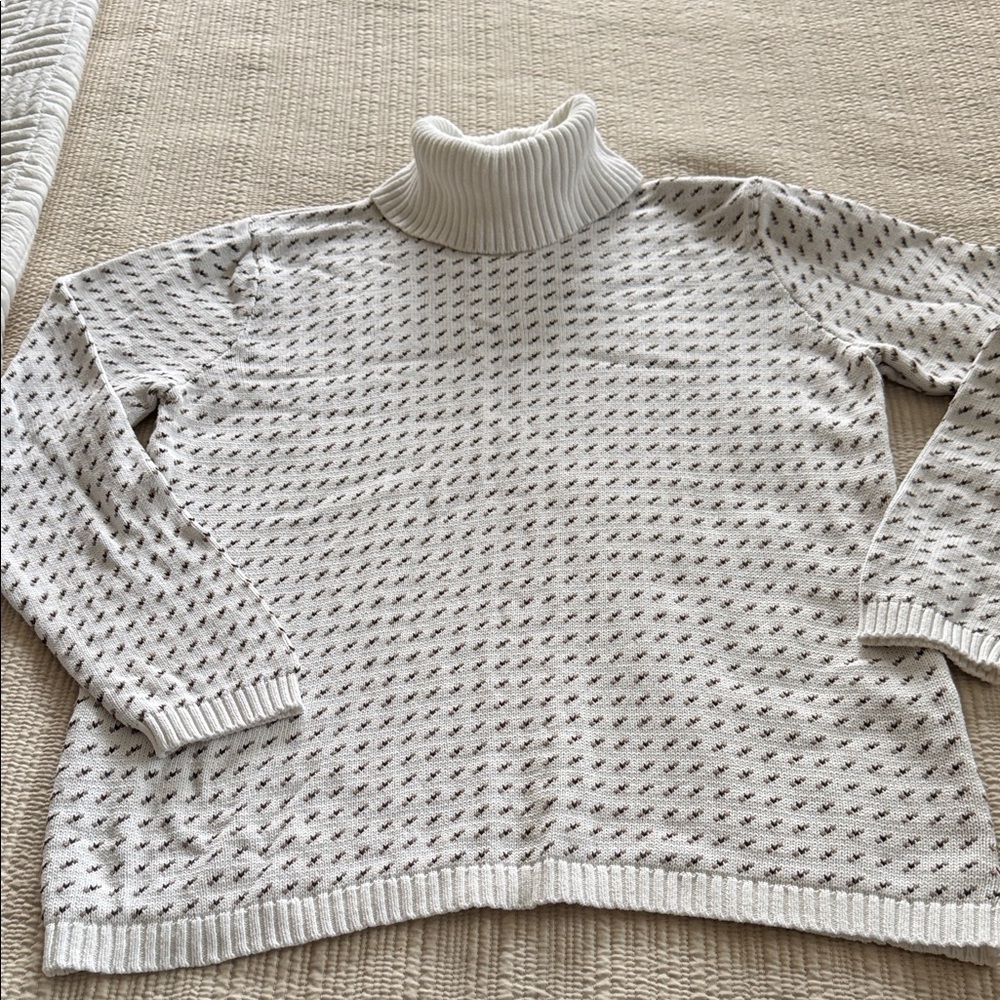 Karen Scott White and Black Patterned Turtleneck Sweater